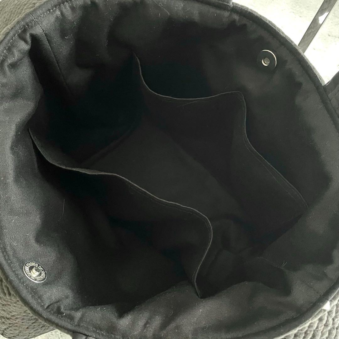 フレアフリル付きトートバッグ（L）　2way ヌビバッグ　ブラック×♡刺繍