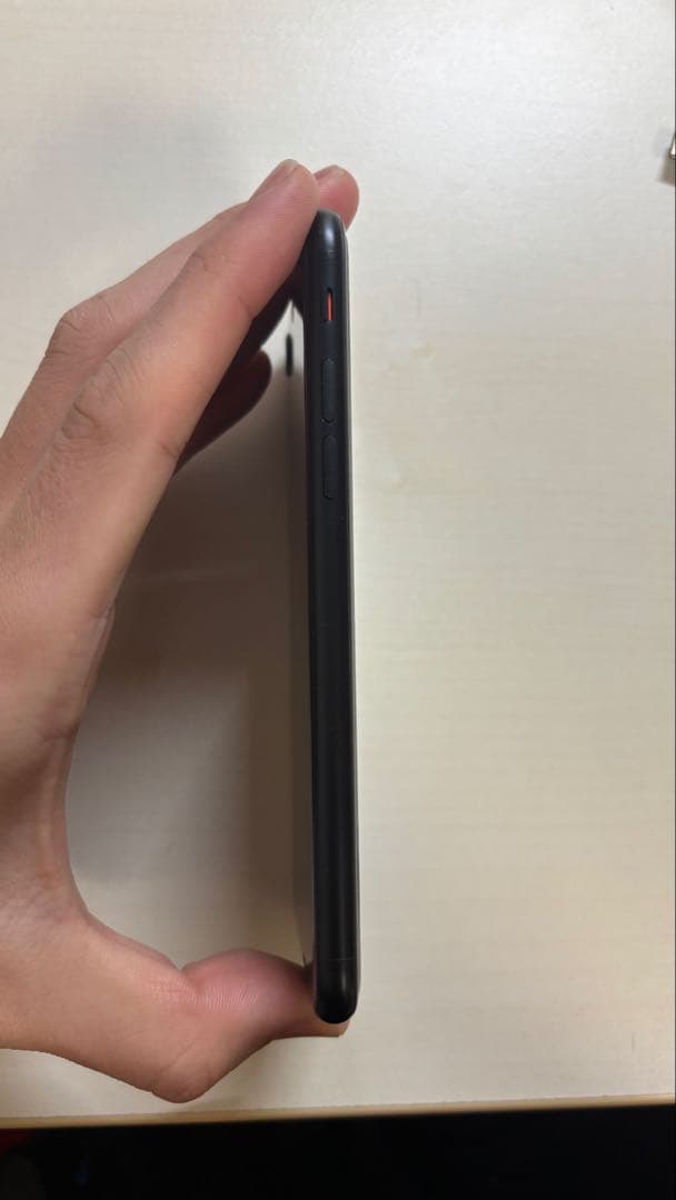 iPhone SE(第二世代)ブラック