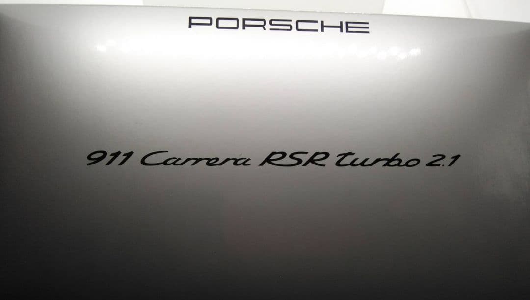 ポルシェ　911 カレラ RSR ターボ　1/18