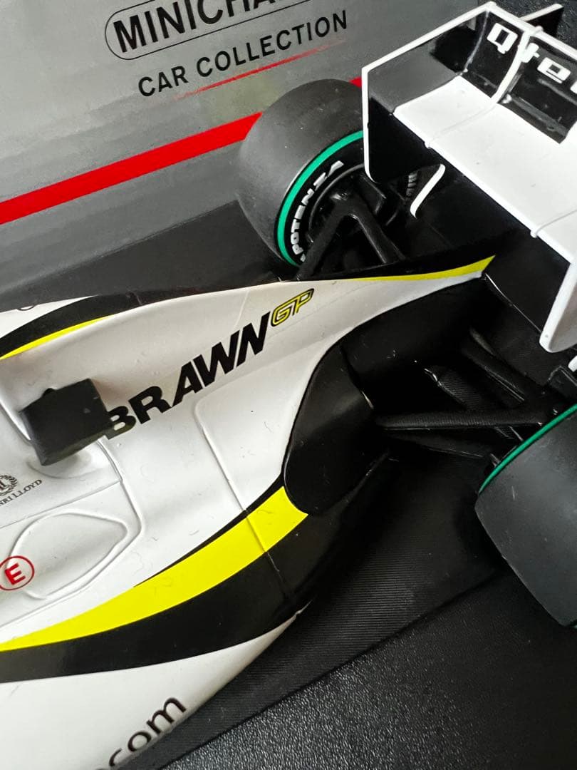 美品 1/18 モデファイモデル ジェンソン・バトン ブラウン GP 2009年