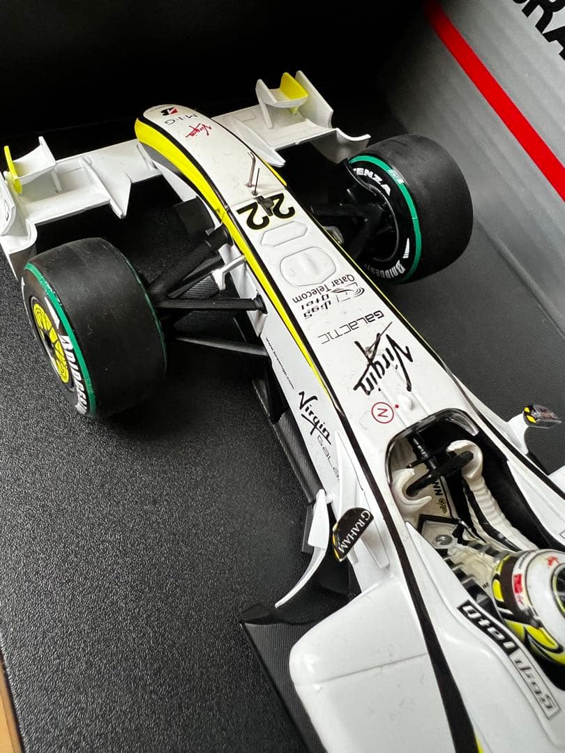 美品 1/18 モデファイモデル ジェンソン・バトン ブラウン GP 2009年