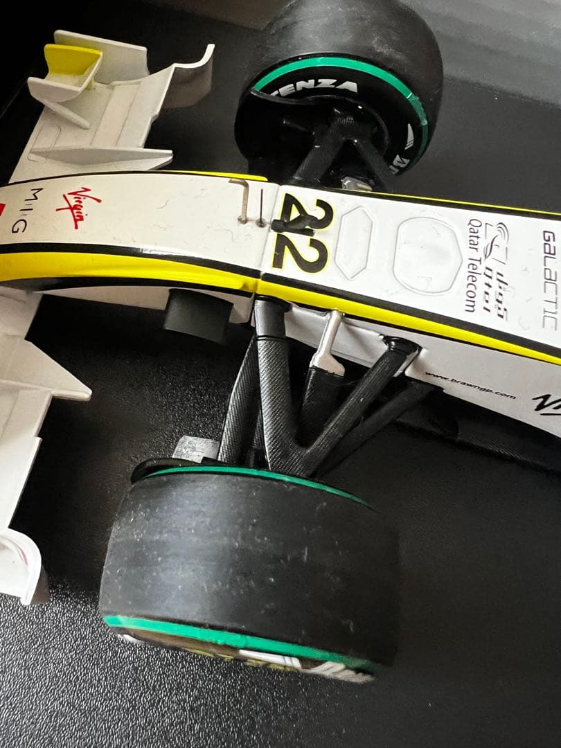 美品 1/18 モデファイモデル ジェンソン・バトン ブラウン GP 2009年