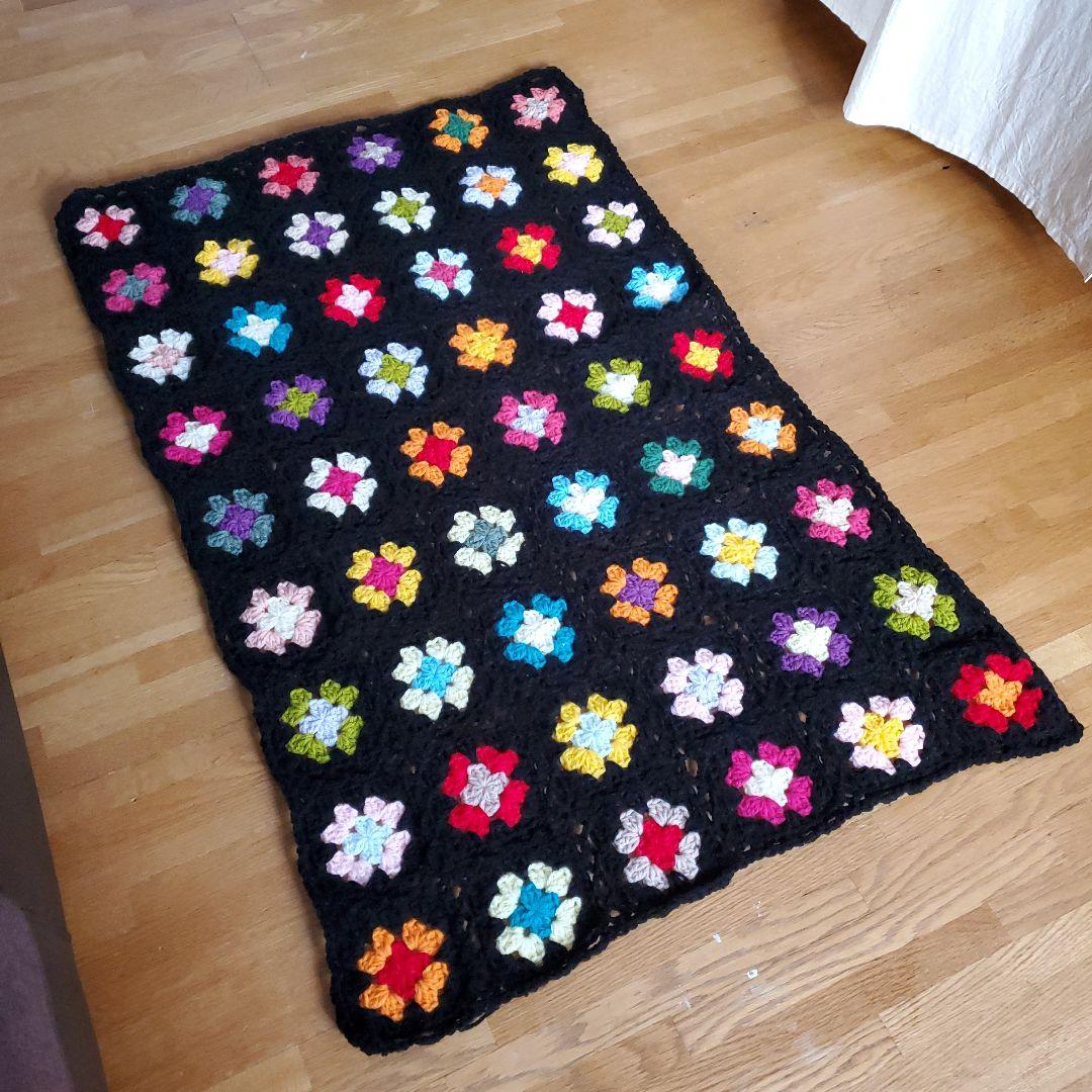 モチーフ編み☆マルチカバー☆膝掛け☆ブランケット☆レトロポップ☆黒