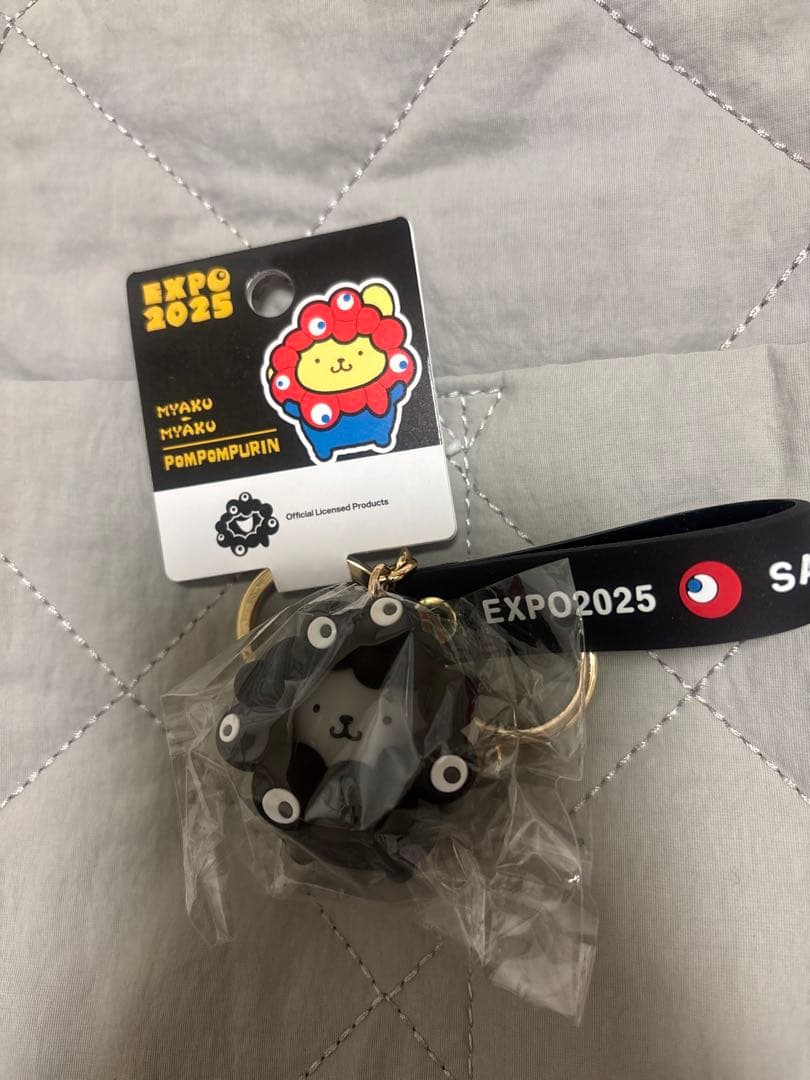 万博限定　サンリオ　黒ミャクミャク　なりきりキーホルダー　コンプリート　セット