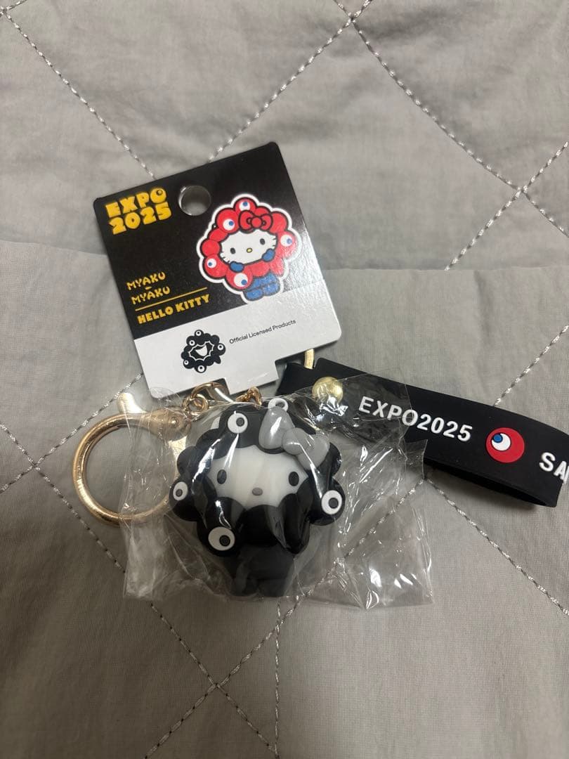 万博限定　サンリオ　黒ミャクミャク　なりきりキーホルダー　コンプリート　セット