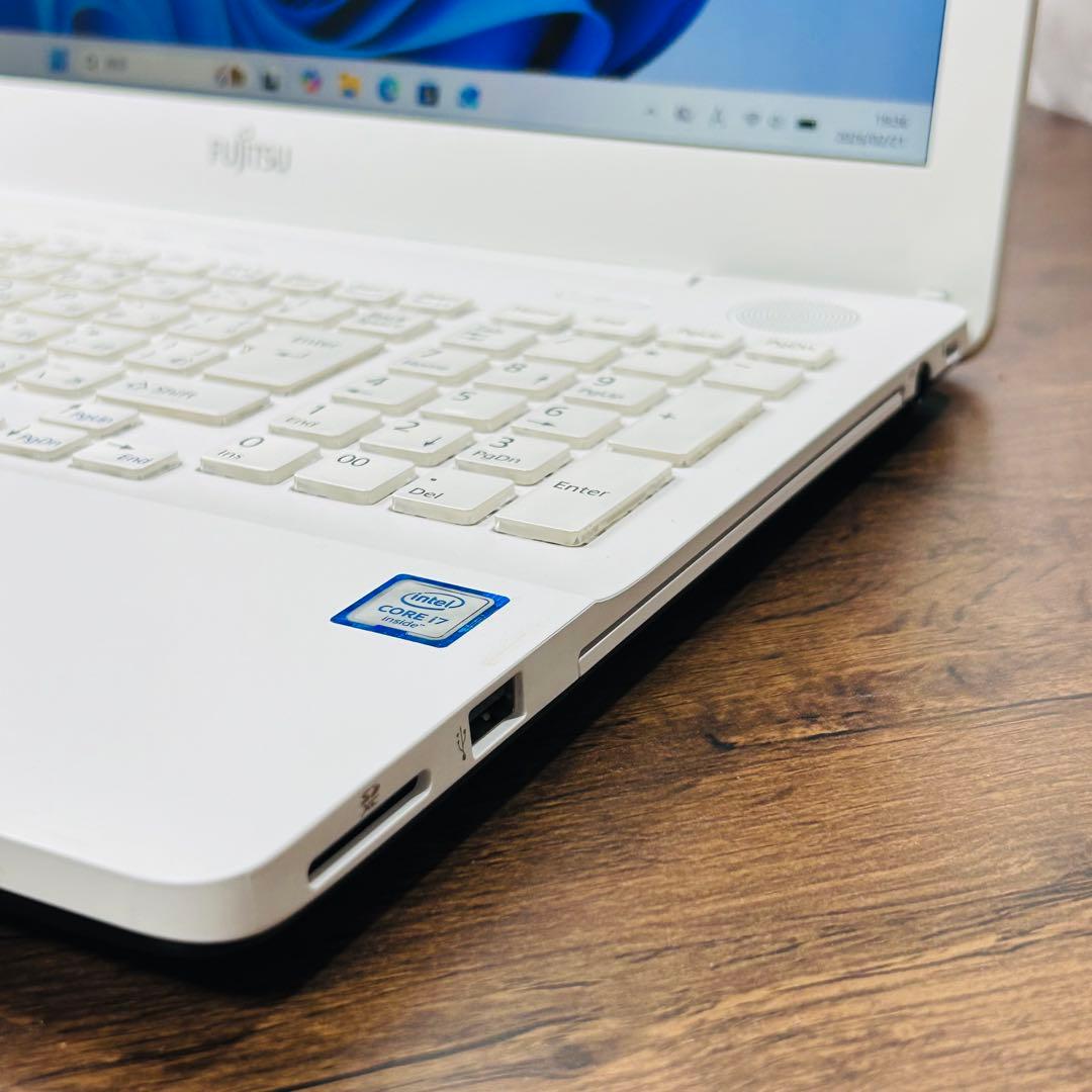 オフィス付きノートパソコン■高性能i7■SSD500GBメモリ増設可■W11最新