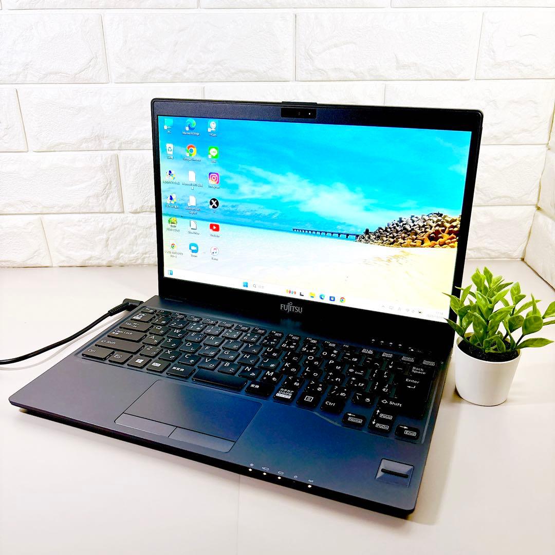 薄型で軽量！✨快適SSD 新品メモリ8GB フルHD液晶 ノートパソコン 富士通