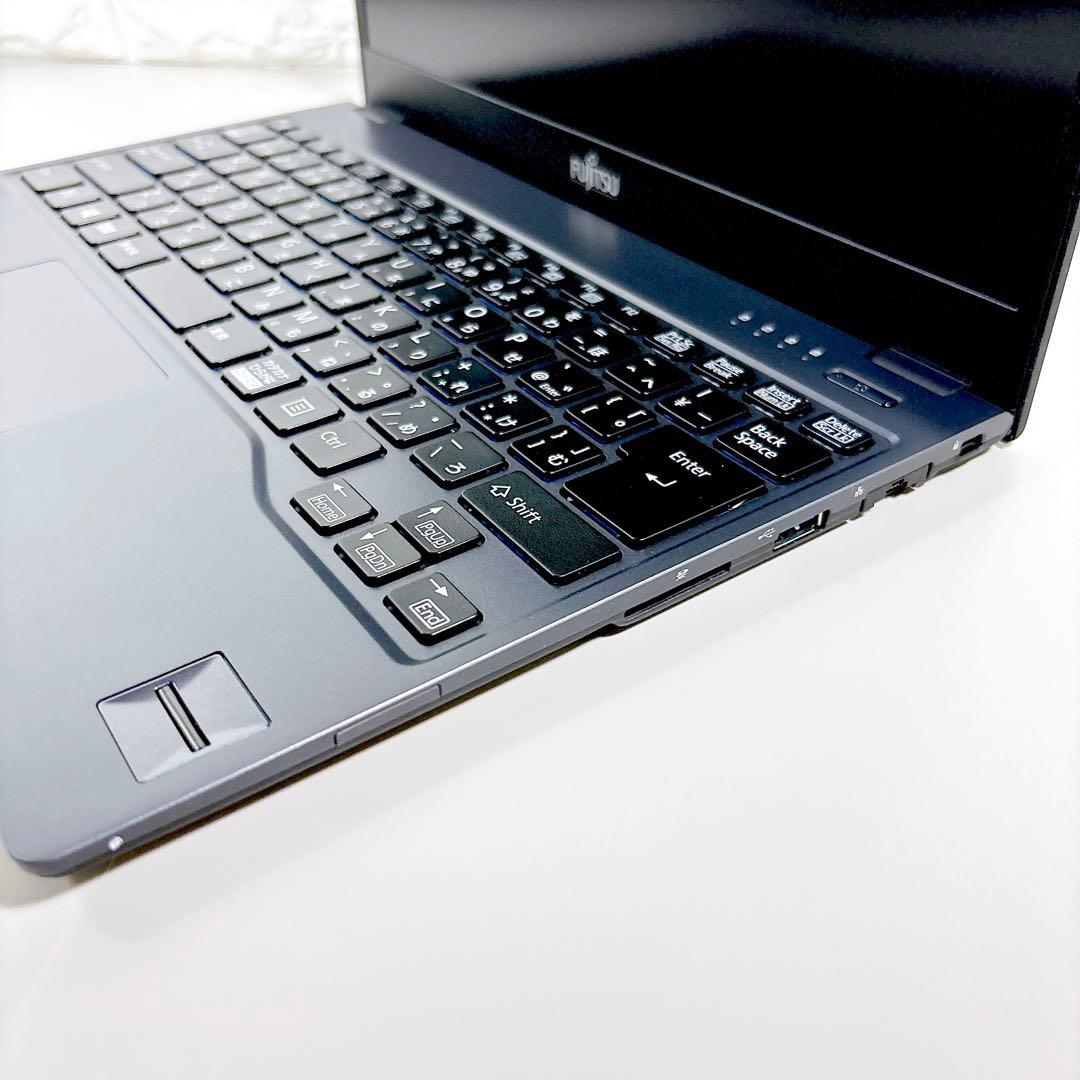 薄型で軽量！✨快適SSD 新品メモリ8GB フルHD液晶 ノートパソコン 富士通