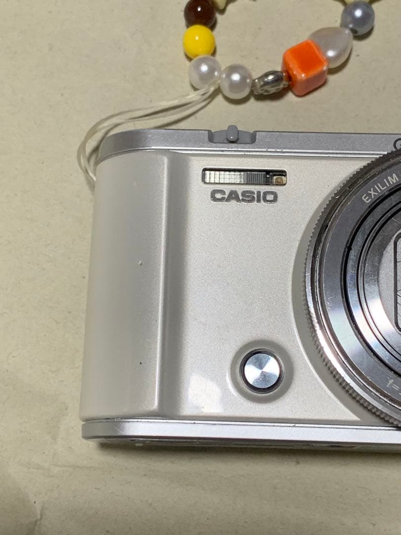 CASIO EX-ZR3200 デジタルカメラ 本体
