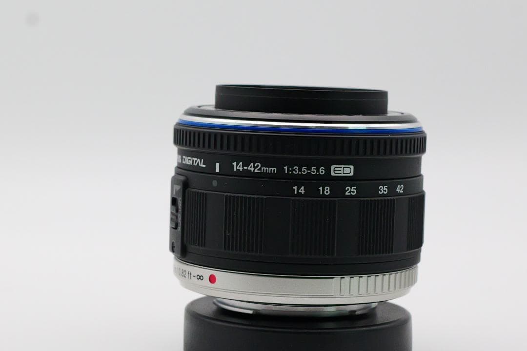 美品 OLYMPUS オリンパス PEN E-P1 14-42mmレンズセット