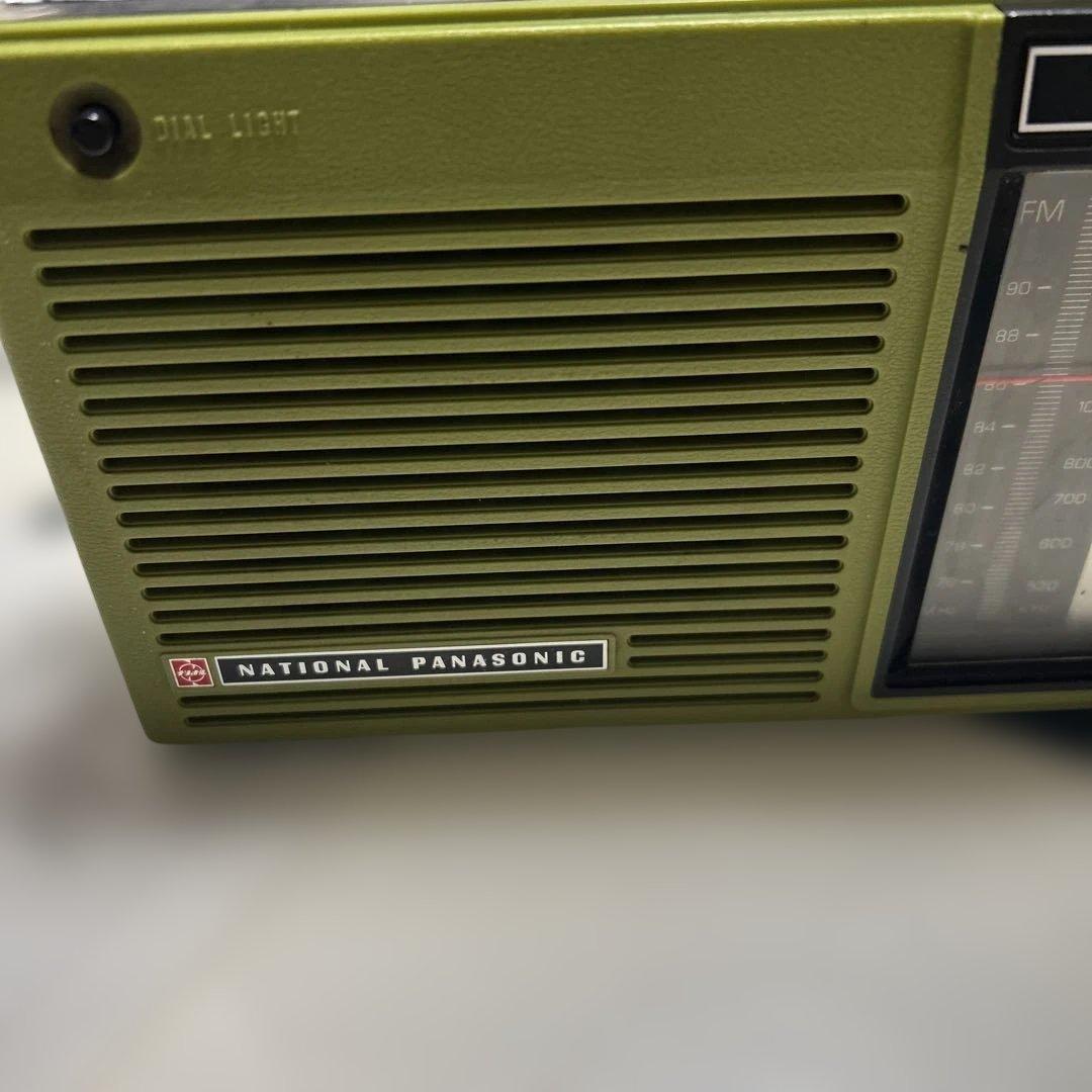 【動作確認済]ナショナルラジオ・GPワールドボーイRF-747・激レア色グリーン
