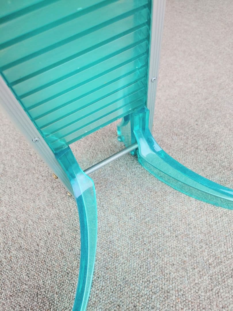 ポストモダン CD ラックタワー オブジェ グリーンが特徴的 購入時8万円程