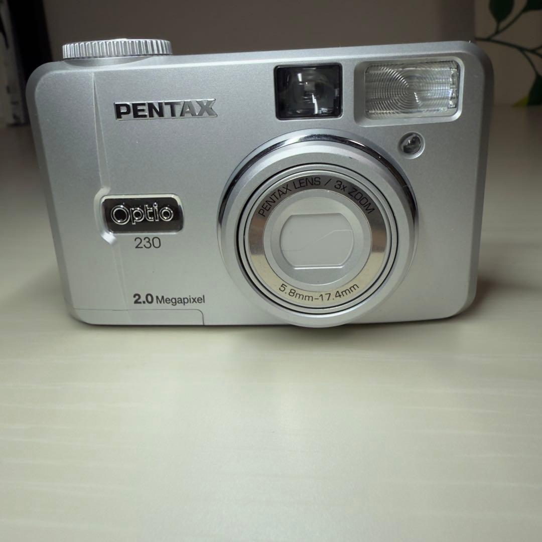 美品【単3電池で動く】自撮りもできるコンデジ PENTAX optio 230