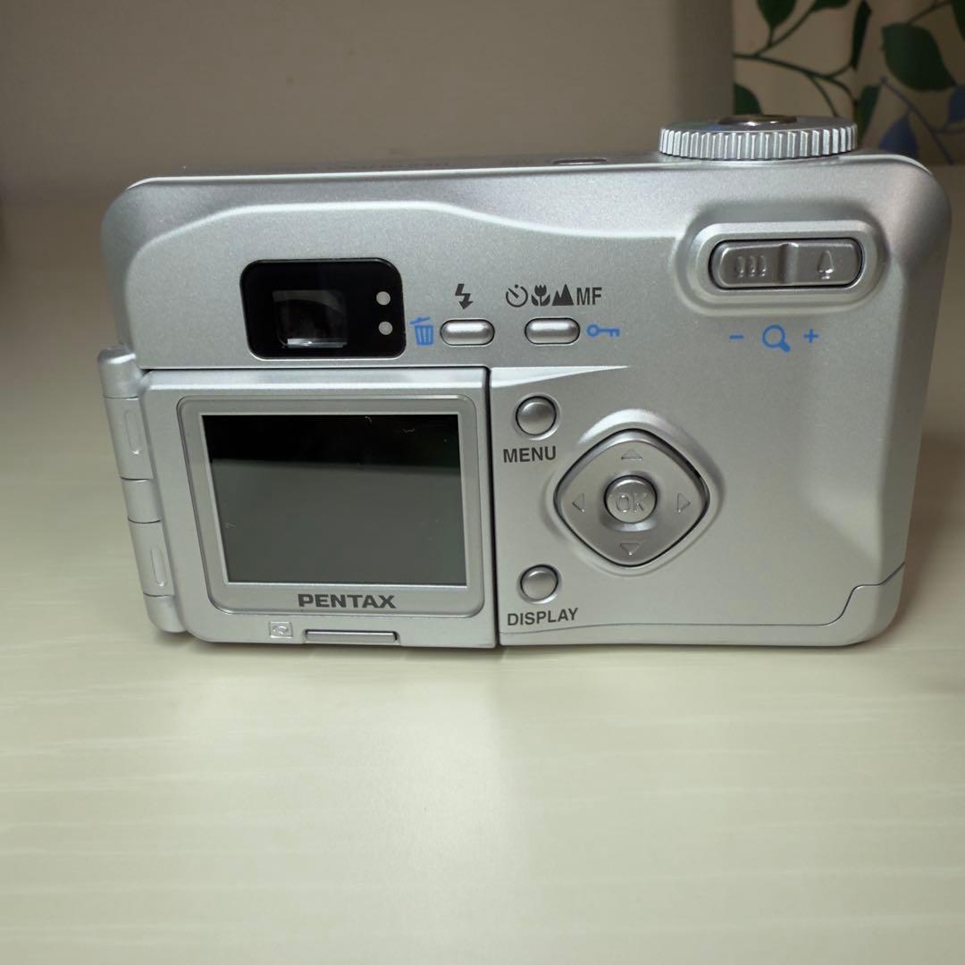 美品【単3電池で動く】自撮りもできるコンデジ PENTAX optio 230