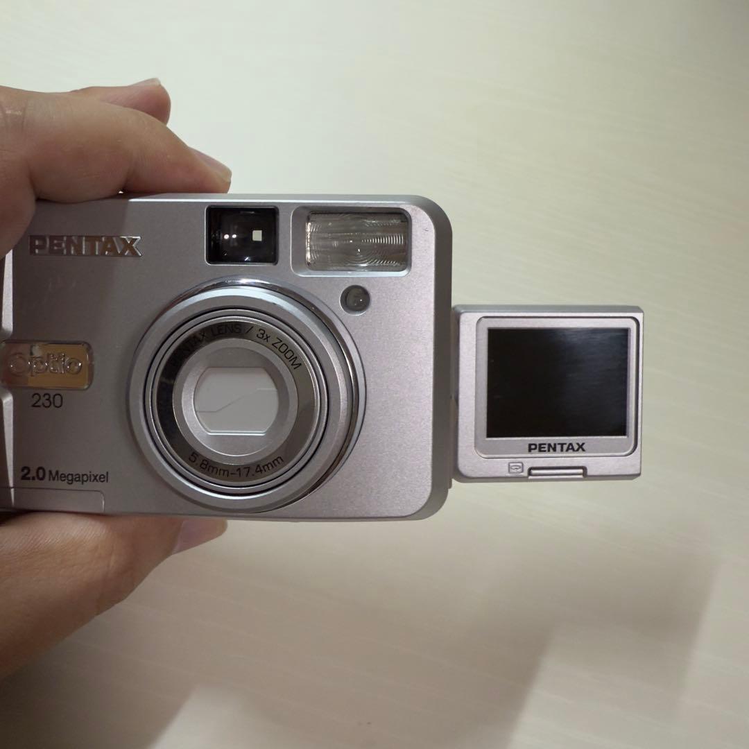 美品【単3電池で動く】自撮りもできるコンデジ PENTAX optio 230
