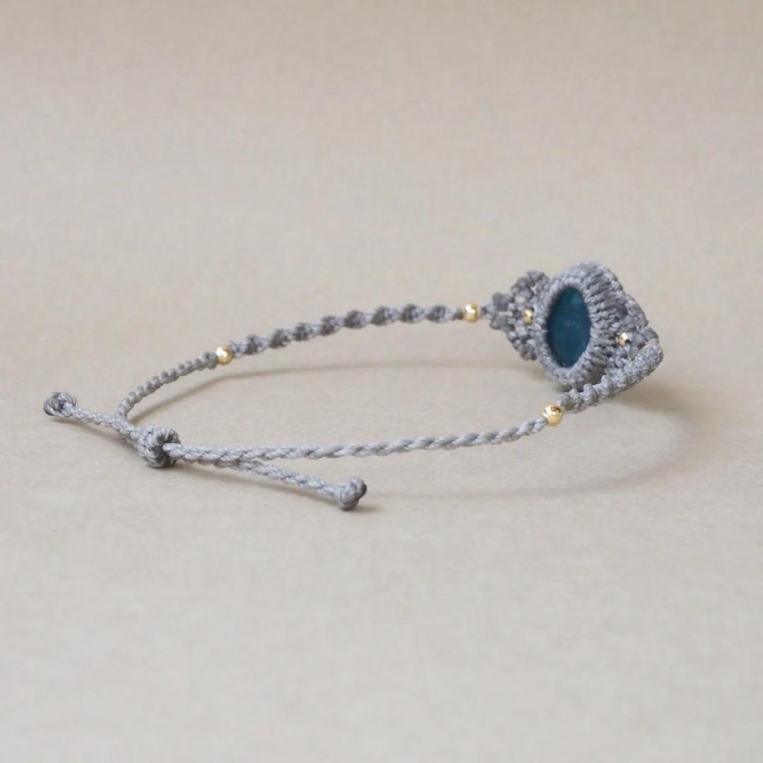 ネオ ブルー アパタイト マクラメ ブレスレット