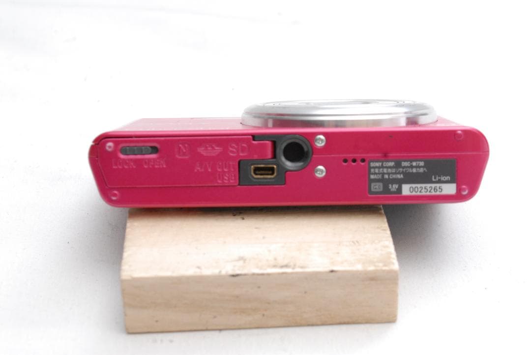 SONY CyberShot DSC-W730 (良品）
