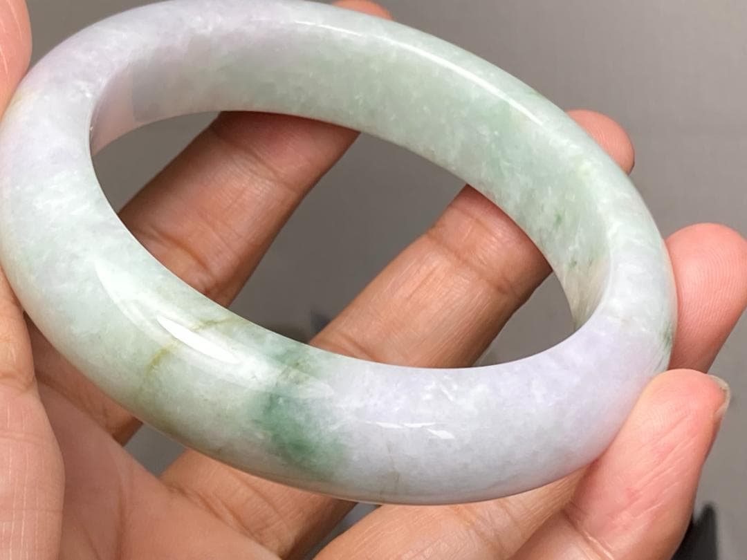 BG9-28 訳あり処分品 58.6mm 超薄ピンクラベンダー本翡翠 バングル