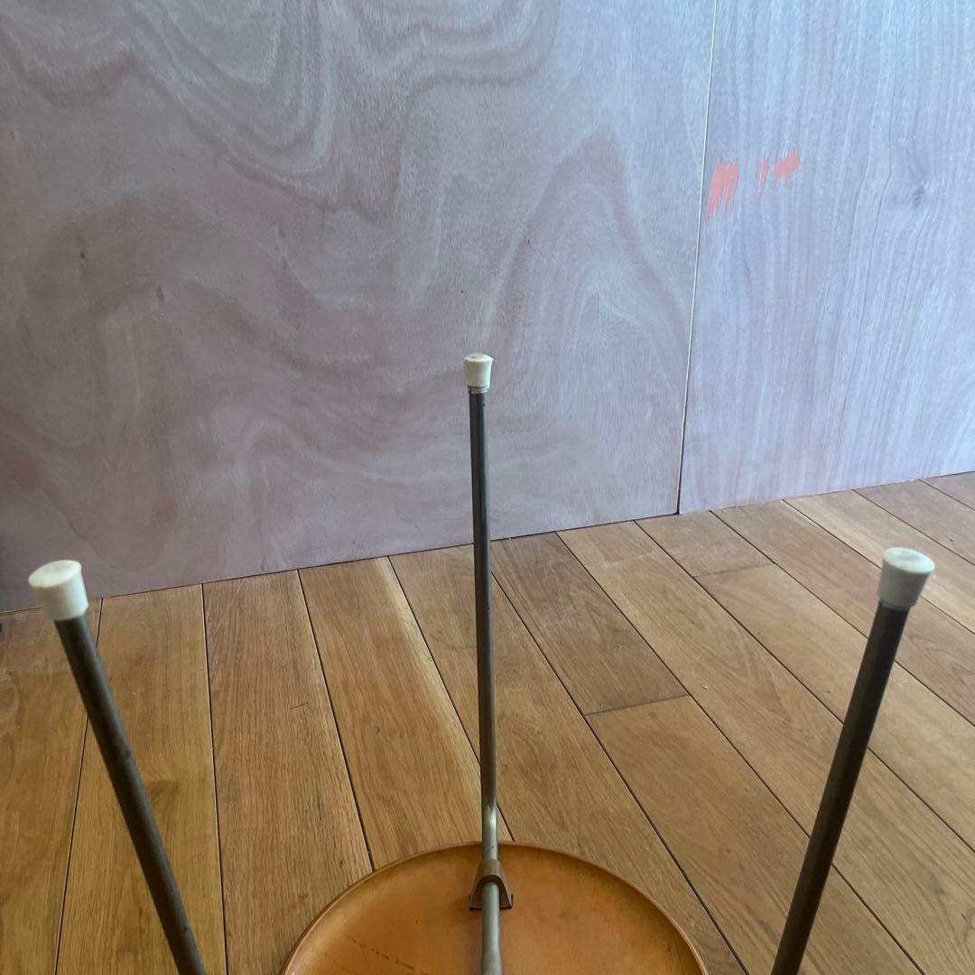 アルネヤコブセン　Arne Jacobsen Dotドットスツール