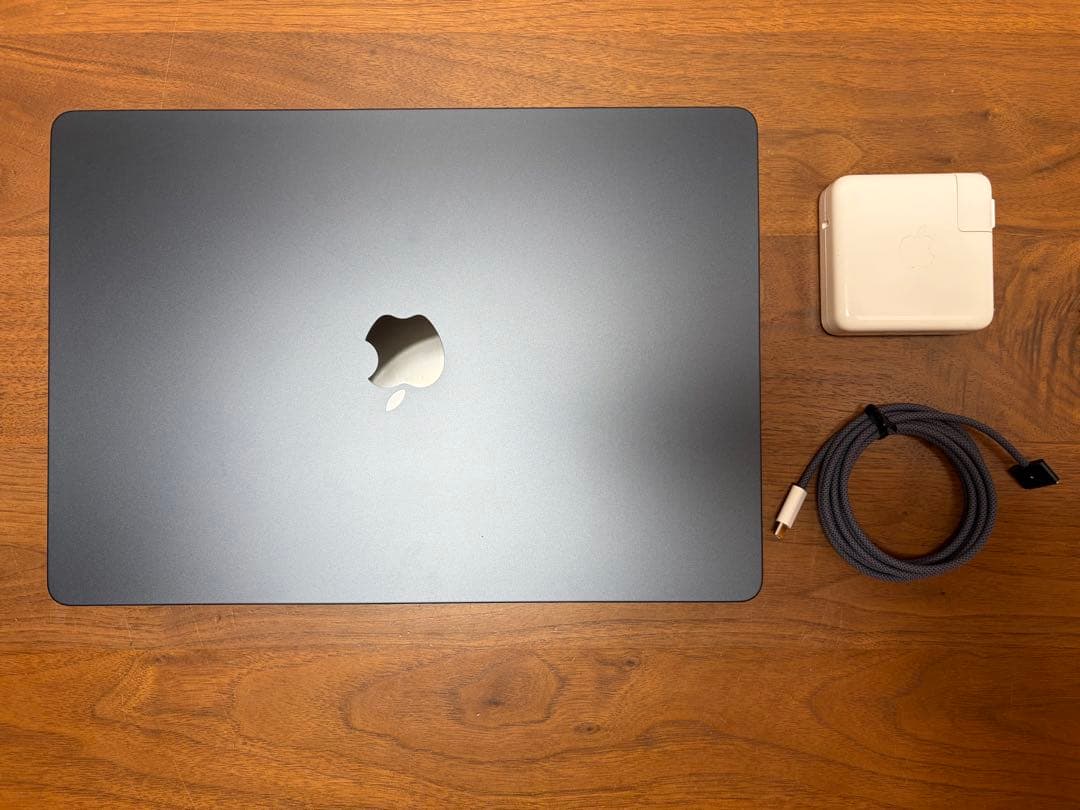 超美品❗️MacBook Air 2024 M3 15インチ ミッドナイト