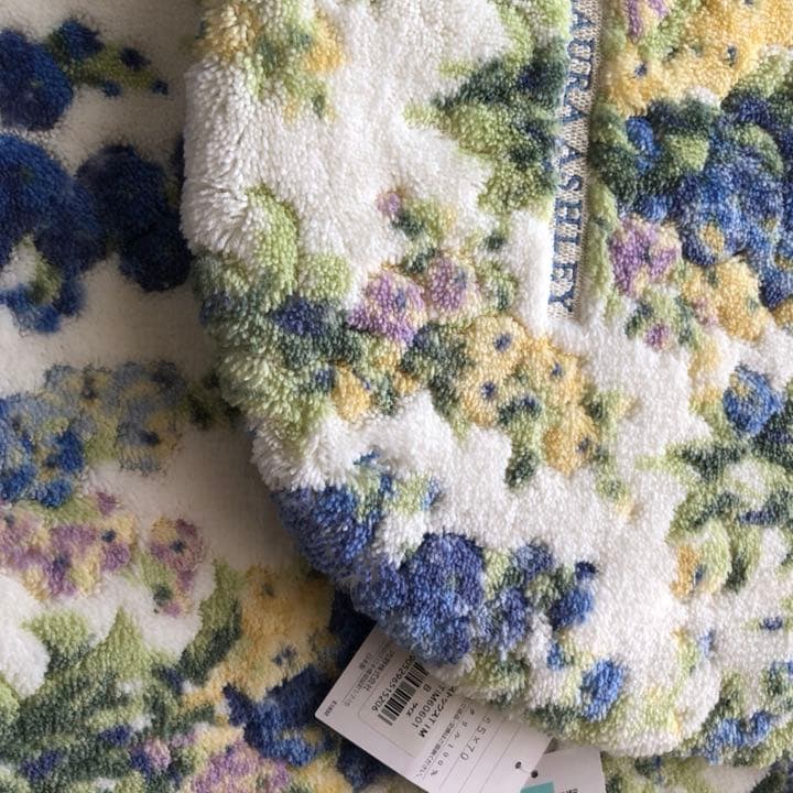 専用になりました　新品未使用　ローラアシュレイ　トイレタリー　5点　レア　廃盤柄