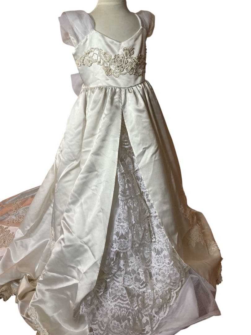 ウェディングドレス風子どもドレス