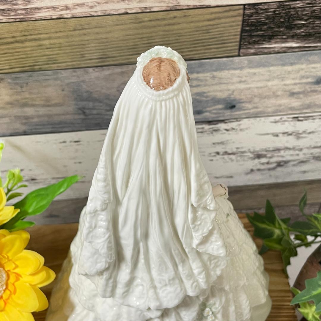 プリンセス　アレクサンドラ　ウエディング　コールポート　フィギュリン 人形　置物