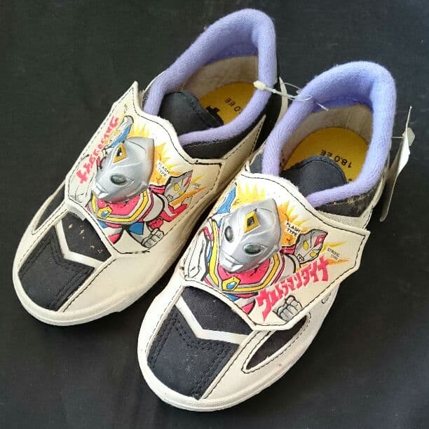 ウルトラマンティガ(子供靴+グラス5個セット)&ダイナ(子供靴)