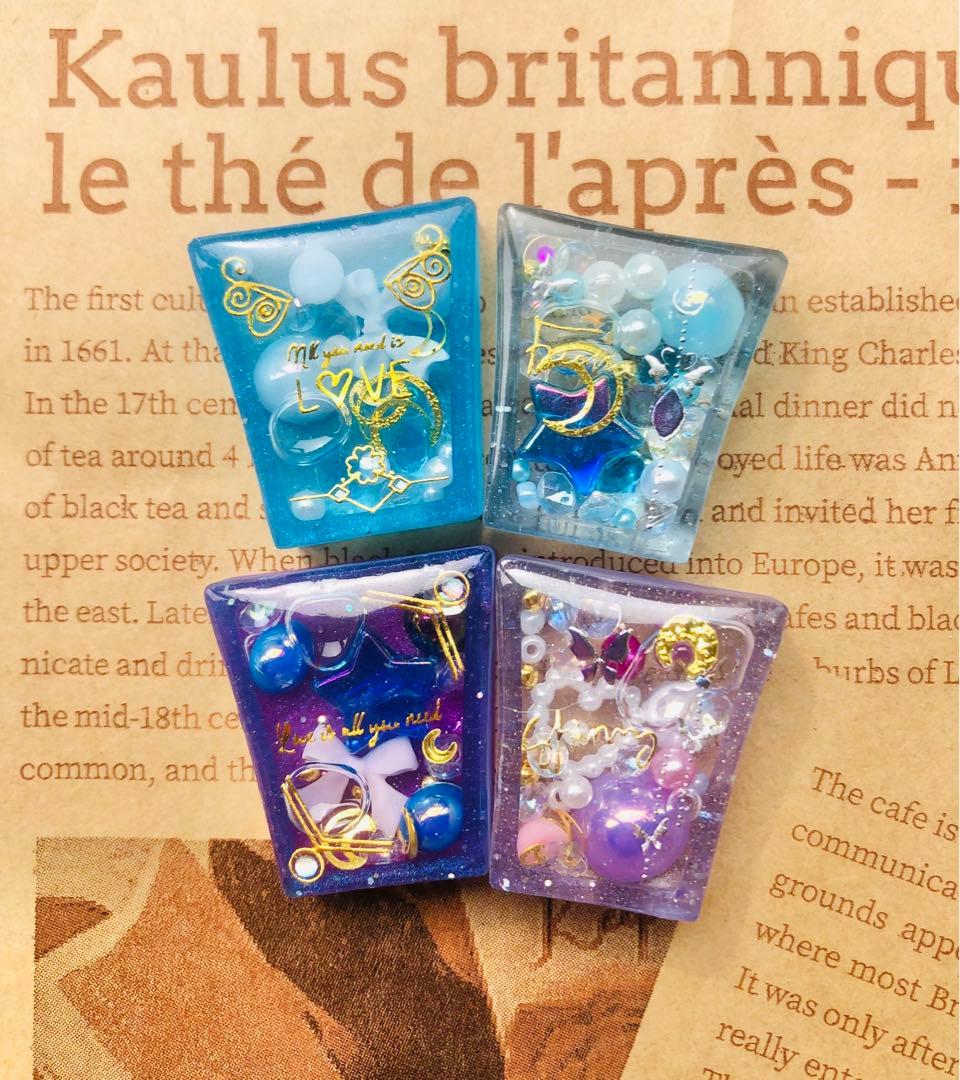 ハンドメイドレジン液体入りシェイカーパーツ　12個セット