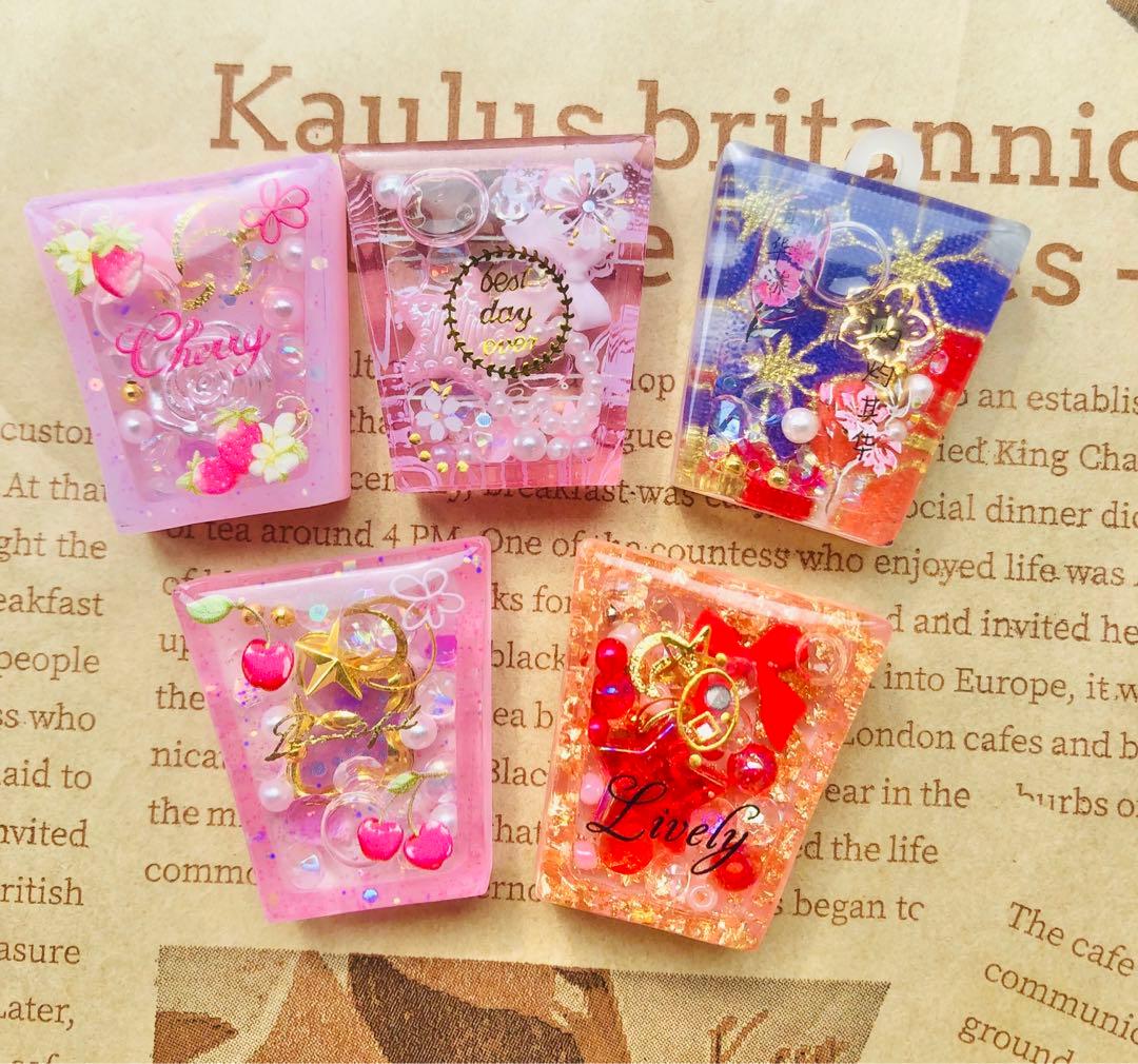 ハンドメイドレジン液体入りシェイカーパーツ　12個セット