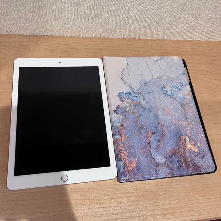 iPad (第5世代) 32GB ゴールド