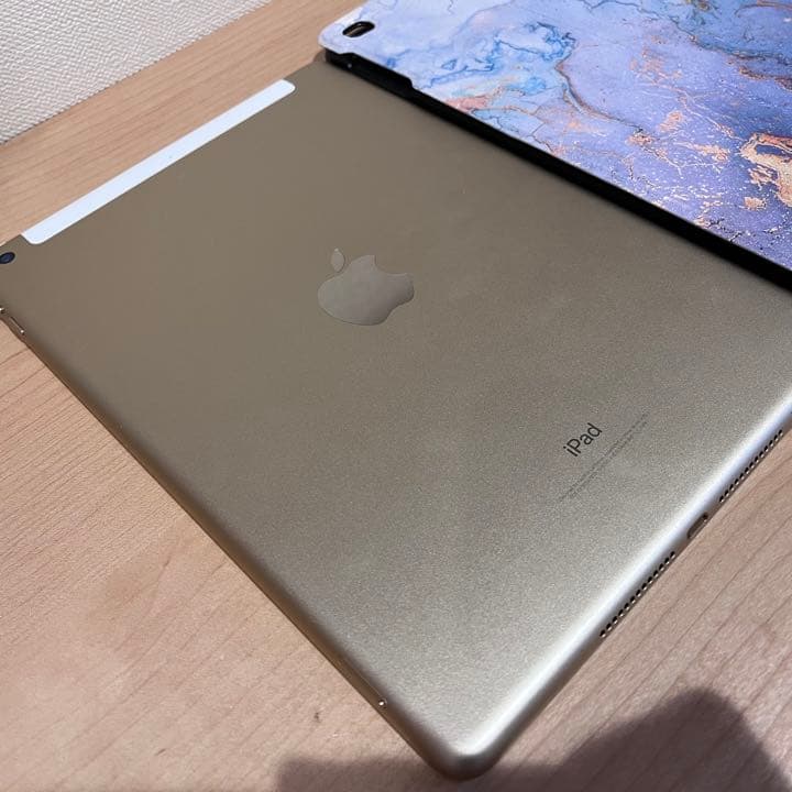 iPad (第5世代) 32GB ゴールド