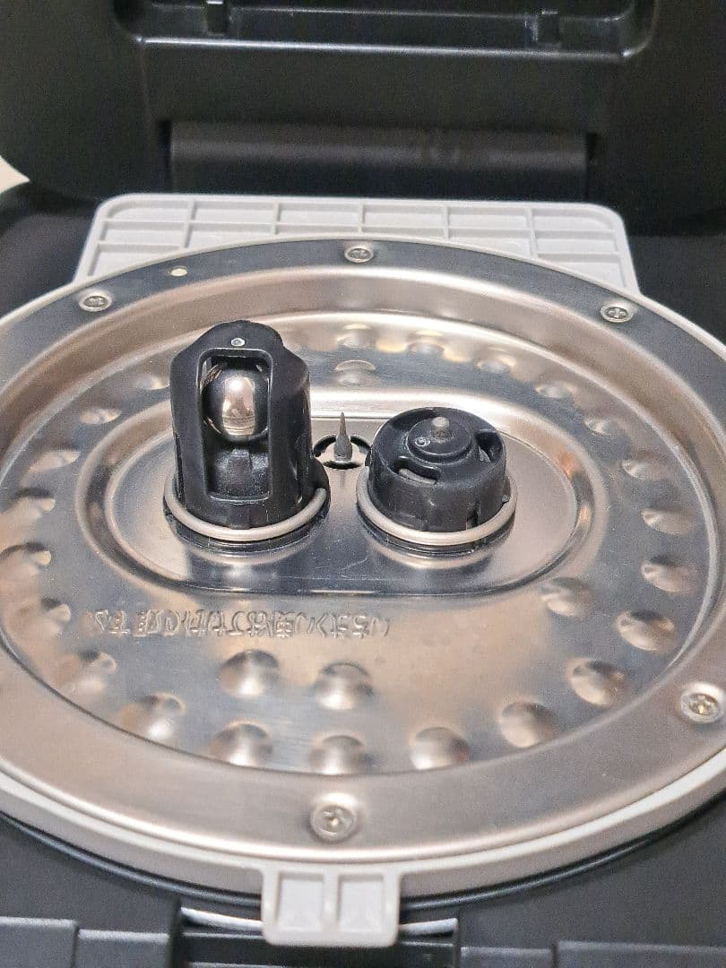 東芝 圧力IHジャー炊飯器 3.5合炊き 0.63L RC-6PXR　2022製