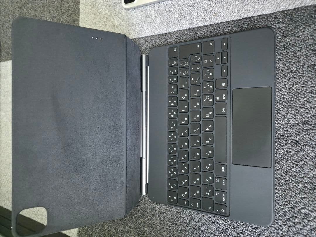 I*i様 iPad pro 11インチ 第３世代 マジックキーボード