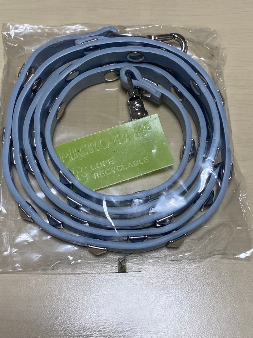 BANDOLIER iPhone11pro ストラップ付き ライトブルー