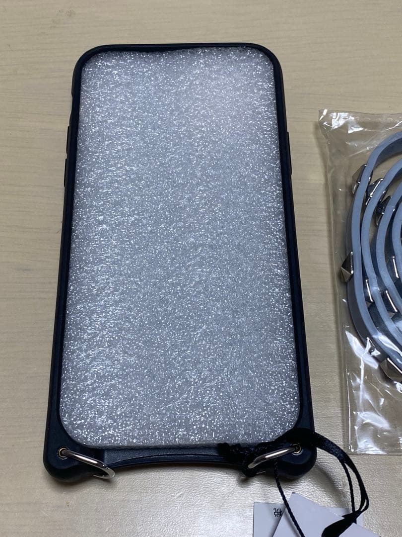 BANDOLIER iPhone11pro ストラップ付き ライトブルー