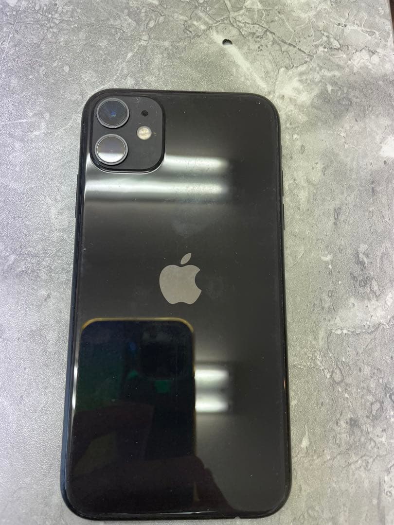Apple iPhone 11 ブラック 本体 ジャンク品(値下げ可能)
