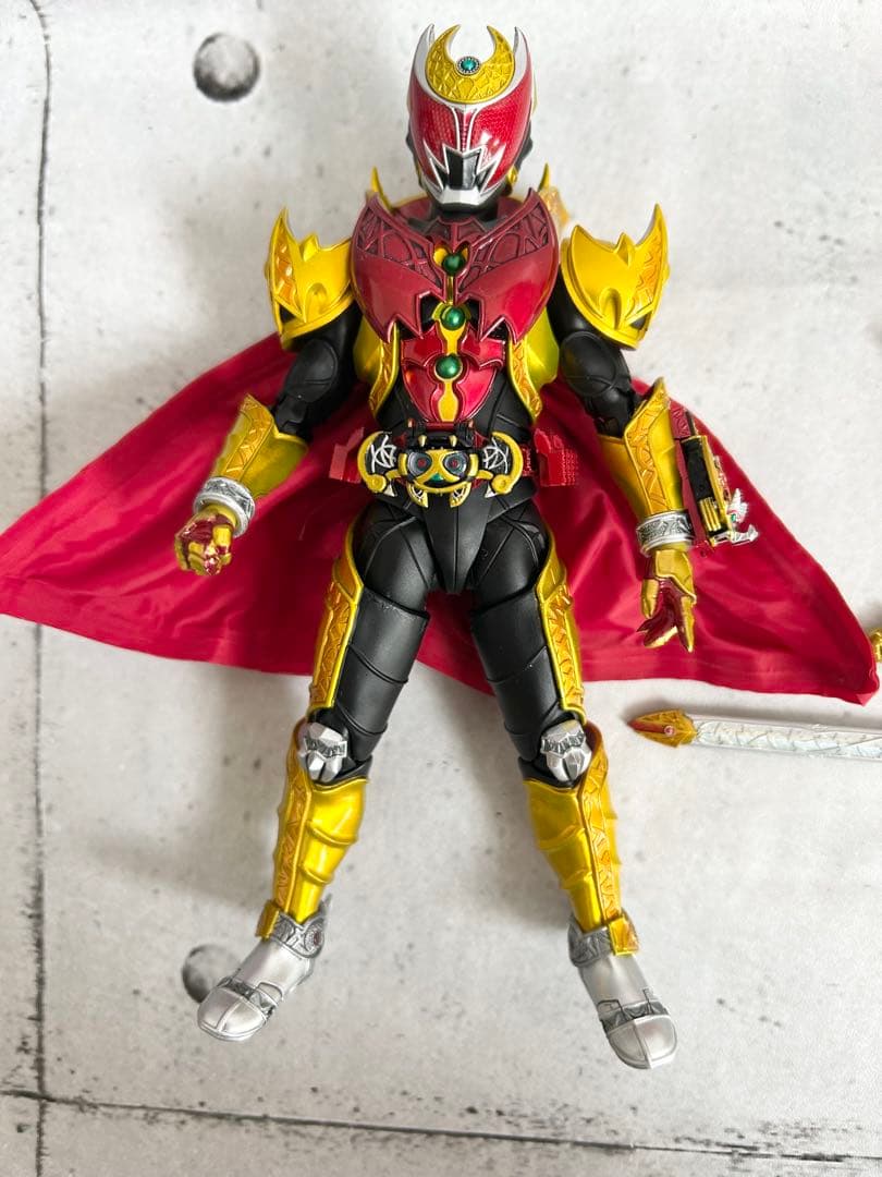 真骨彫製法仮面ライダーキバ　エンペラーフォーム