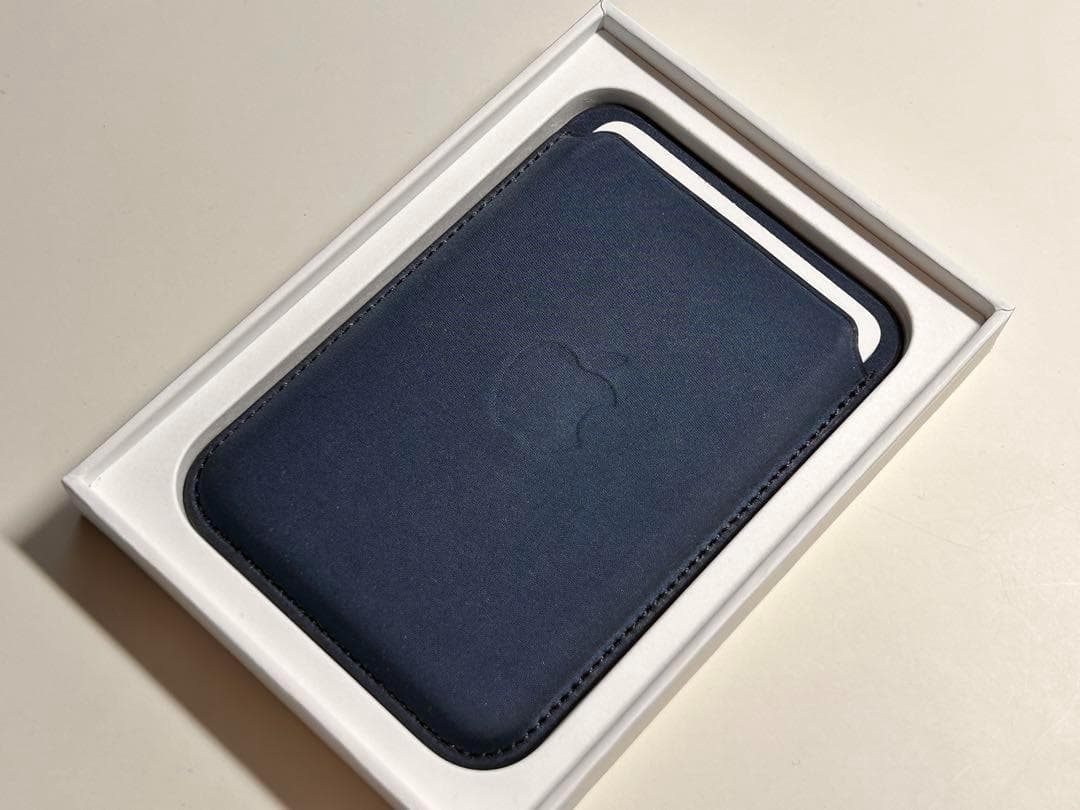 【新品】純正 MagSafe対応iPhoneファインウーブンウォレット・ブルー②