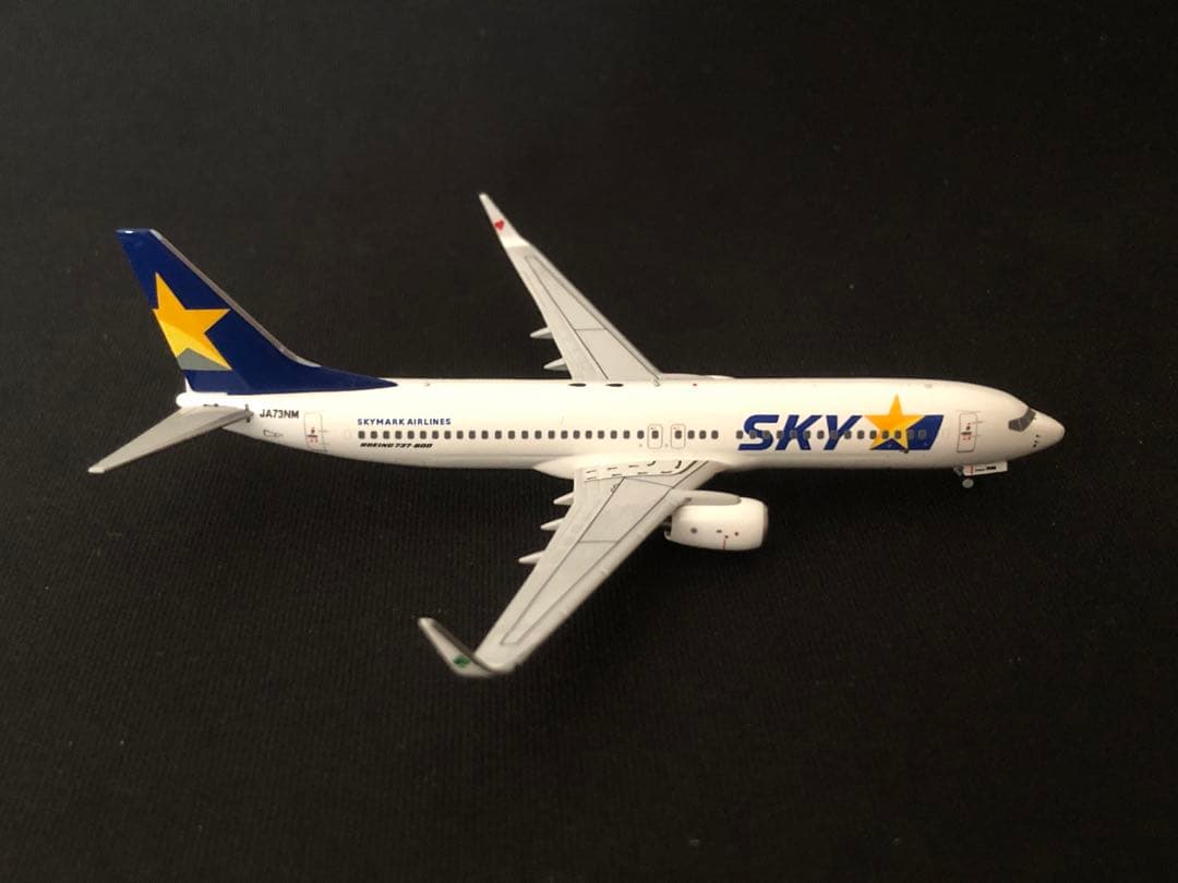 航空機・ヘリコプター SKYMARK B737-800 JA73NM