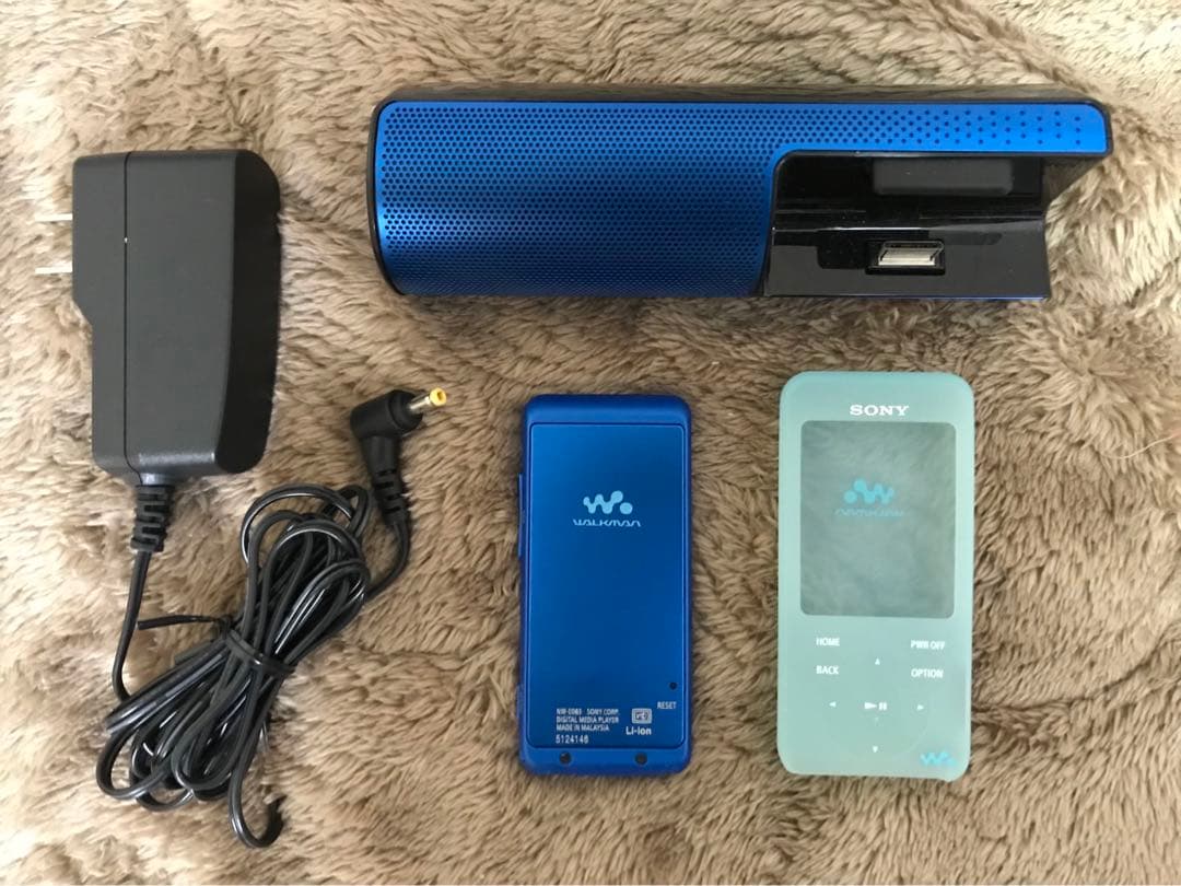SONY ウォークマン(スピーカー付)