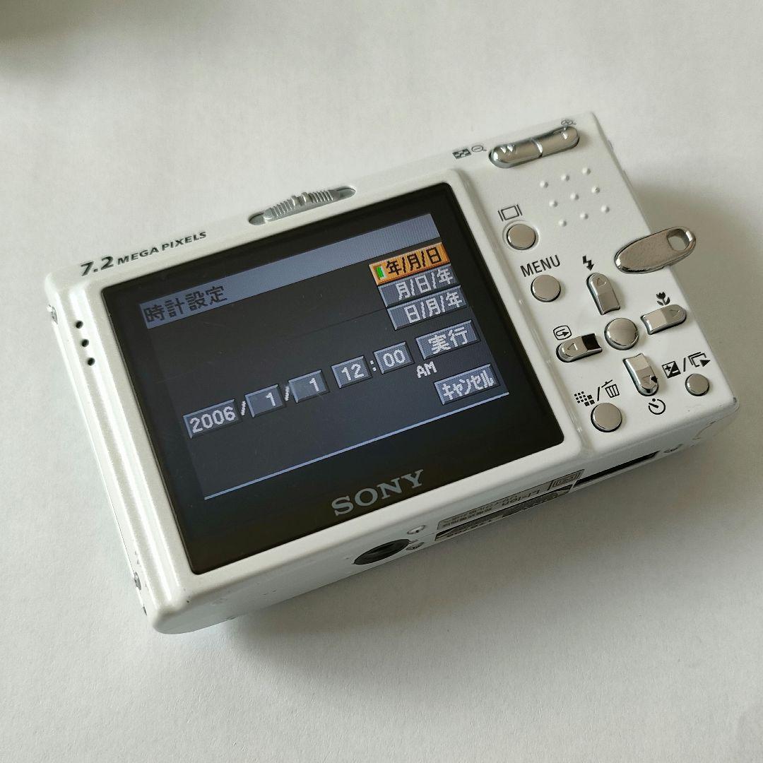 ［一応動作品（ジャンク）］デジカメ ソニー Cyber-shot DSC-T10