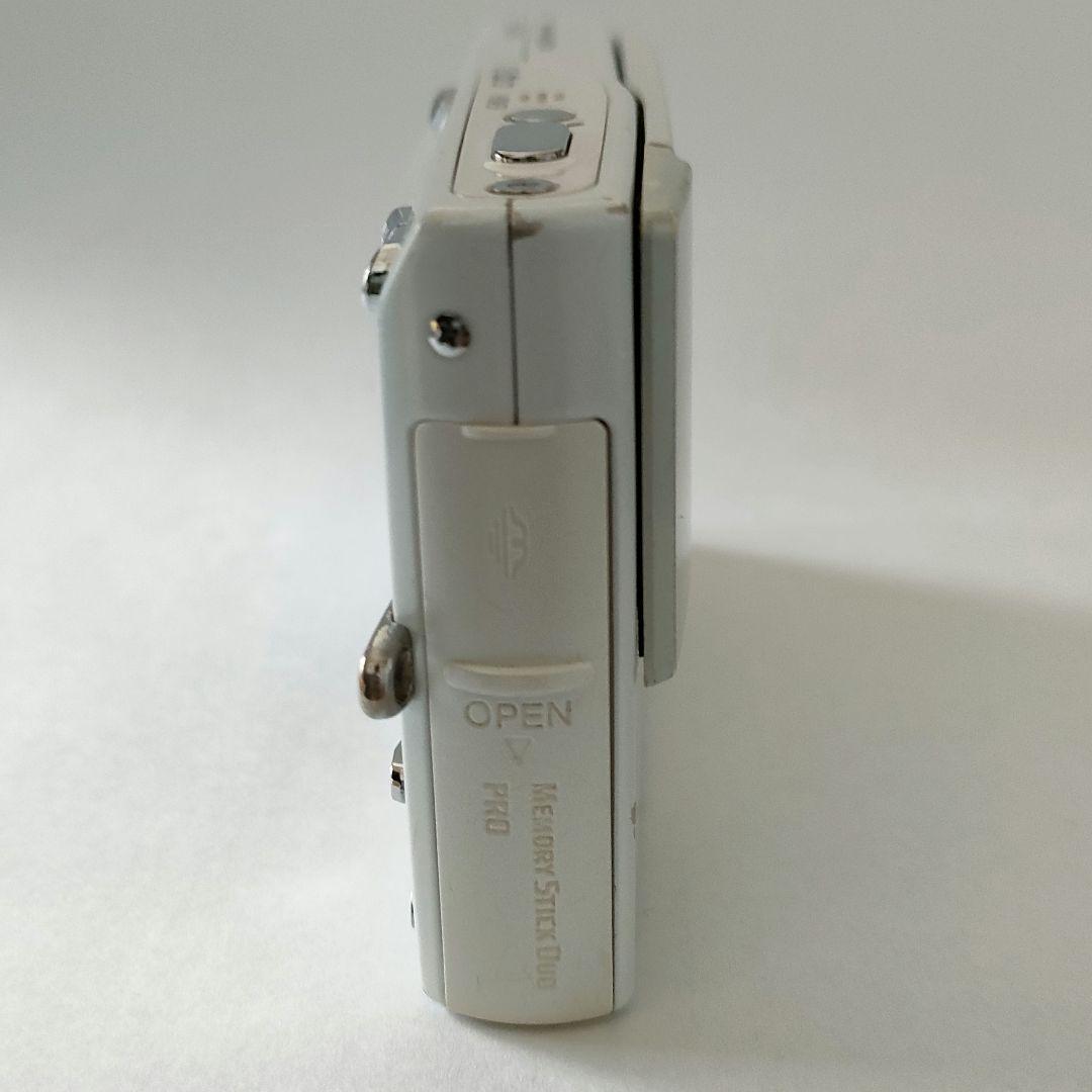 ［一応動作品（ジャンク）］デジカメ ソニー Cyber-shot DSC-T10