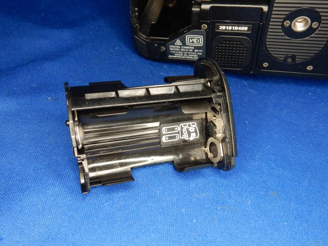 #3046 CAMEDIA E-20 OLYMPUS 希少極上品 ドライBOX付