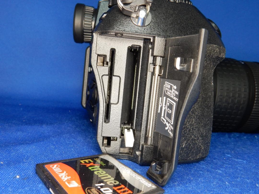 #3046 CAMEDIA E-20 OLYMPUS 希少極上品 ドライBOX付