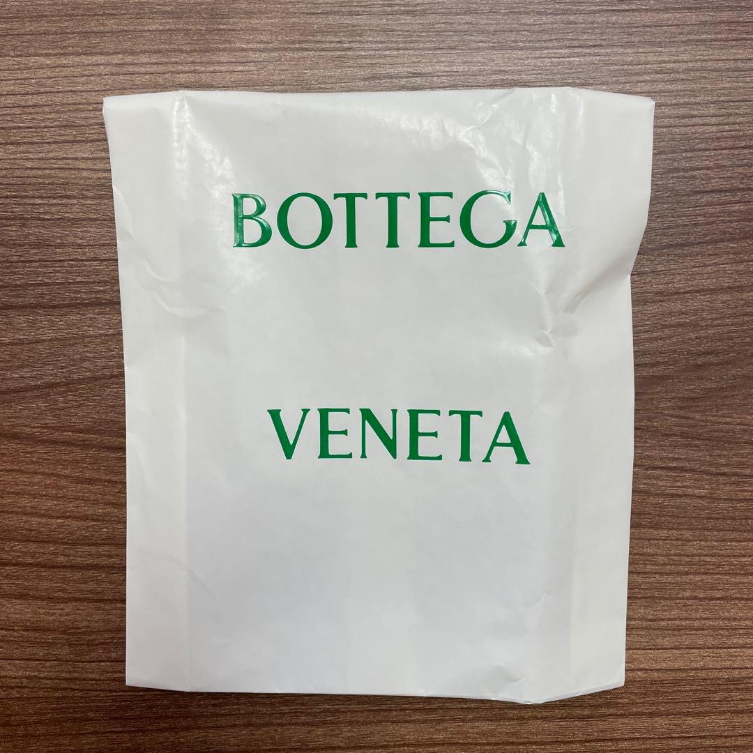 BOTTEGA VENETA 　iPhoneケース13.14.15pro用
