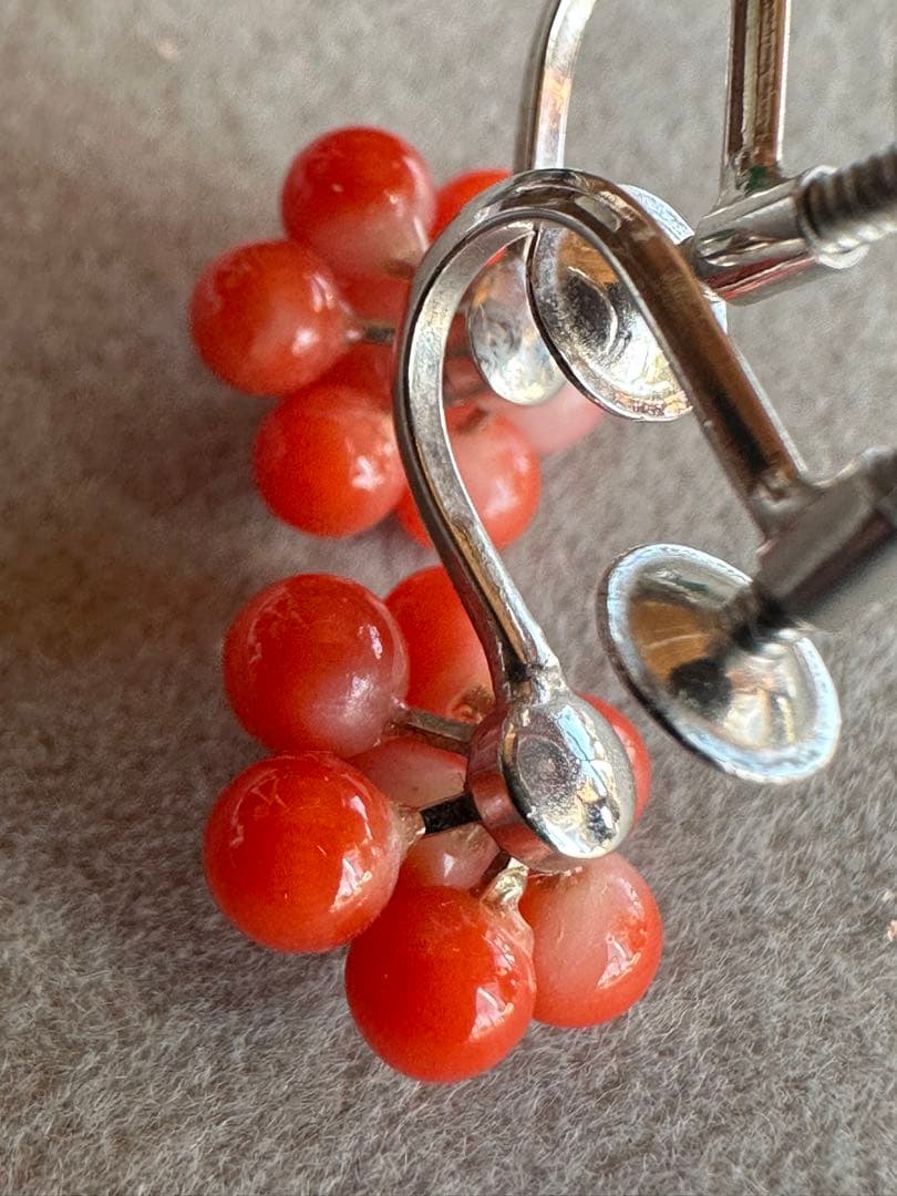 サンゴ　赤珊瑚　イヤリング　ピアス　アクセサリー　ヴィンテージ