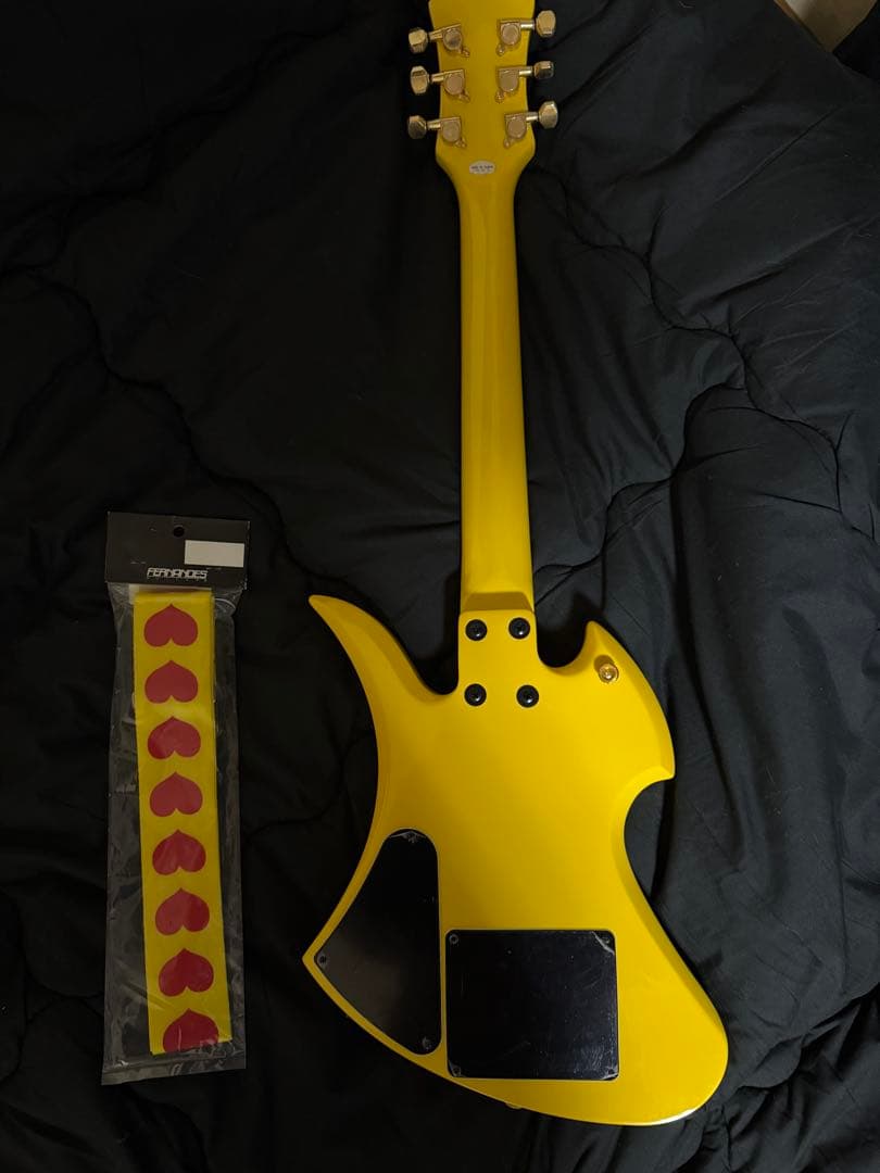 最終値下　オマケ付き　フェルナンデス　イエローハートJr. hide