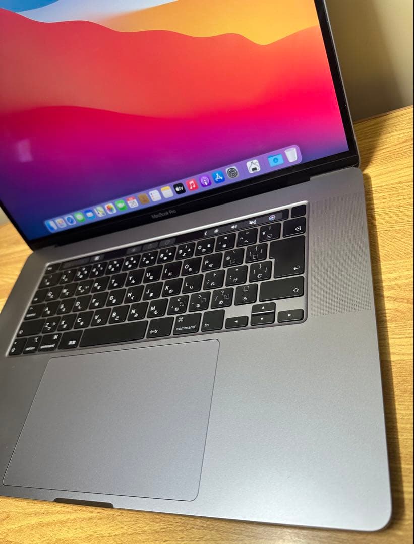 Macbook Pro 2019 16inch corei7, メモリ 32Gb