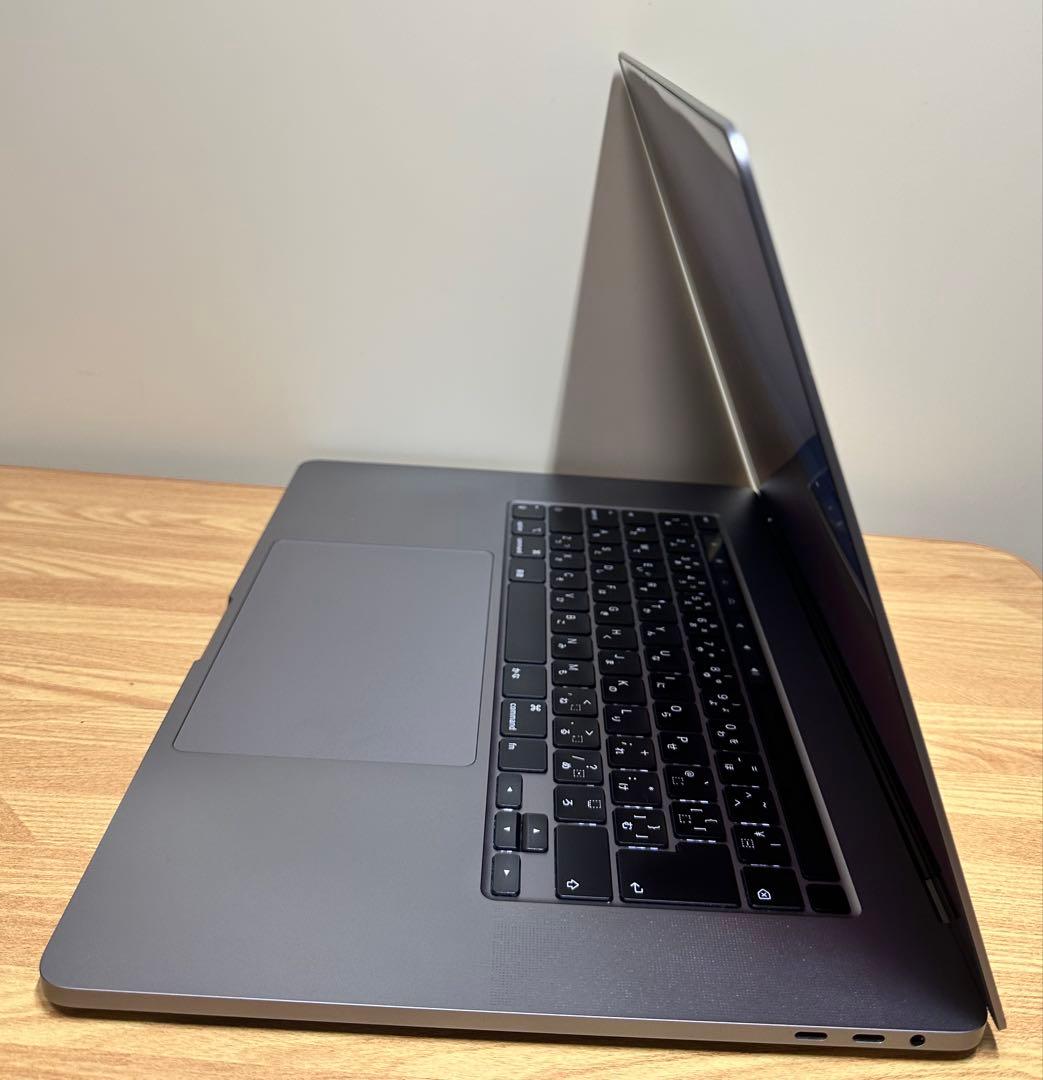 Macbook Pro 2019 16inch corei7, メモリ 32Gb